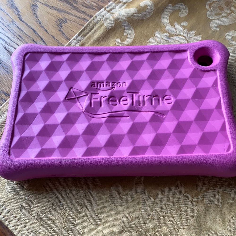 Amazon FreeTime  8in Tablet Case for Kids